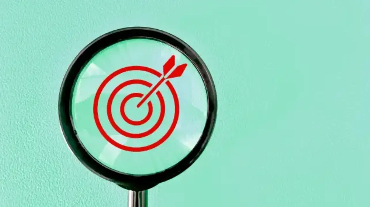 顧客分析とは？7つの手法や手順、分析に有効なツールを解説